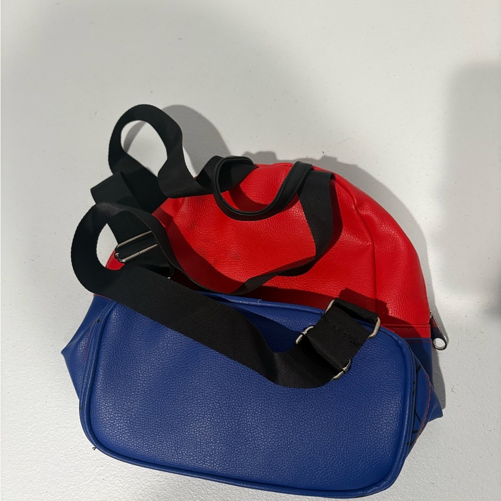 Marvel Bear Red and Blue Spider Backpack - Picture 2 of 9